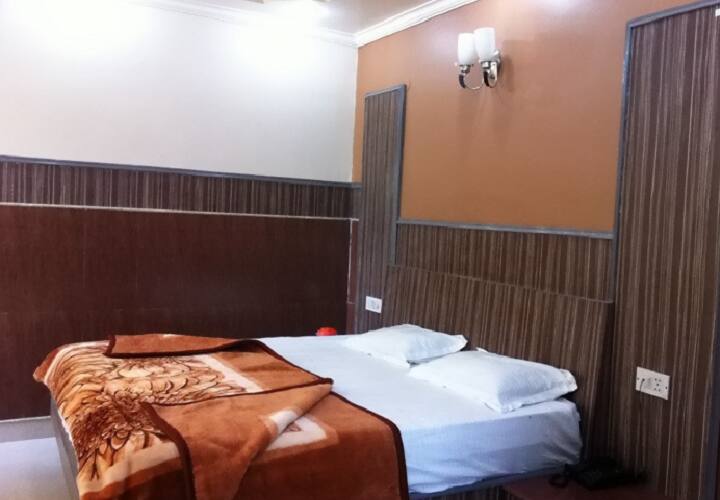 Hotel Om Hari Residency, Katra 5
